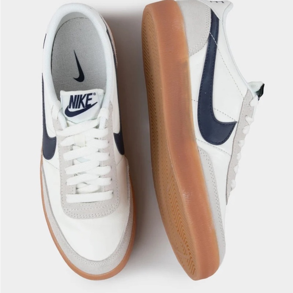 Nike White and Navy Athletic Shoes NWT